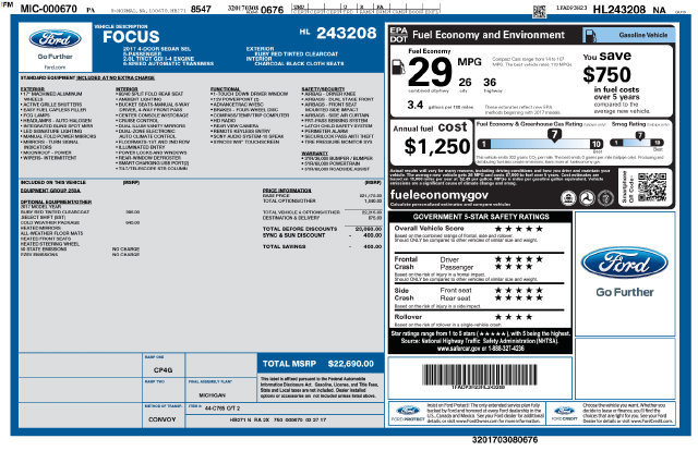 Used 2017 Ford Focus SEL w/ Cold Weather Package FWD image 12