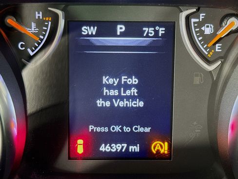 Used 2020 Jeep Wrangler Sport image 15