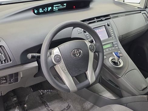 Used 2011 Toyota Prius Three w/ Navigation Pkg image 14