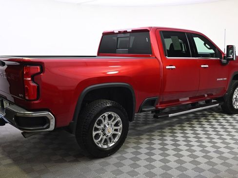 Used 2025 Chevrolet Silverado 3500 LTZ w/ LTZ Premium Package image 7