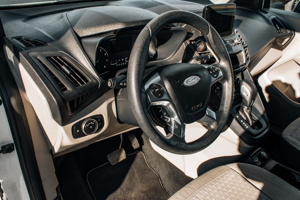 Used 2022 Ford Transit Connect XLT FWD image 13