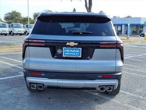 New 2026 Chevrolet Traverse LT w/ Sun and Wheel Package image 7