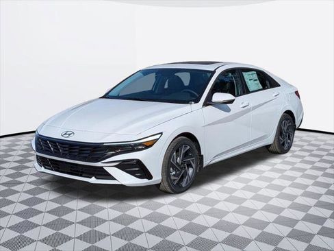 New 2026 Hyundai Elantra Limited FWD image 2