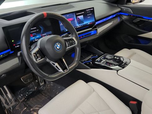 Used 2024 BMW i5 M60 w/ Premium Package AWD/4WD image 16