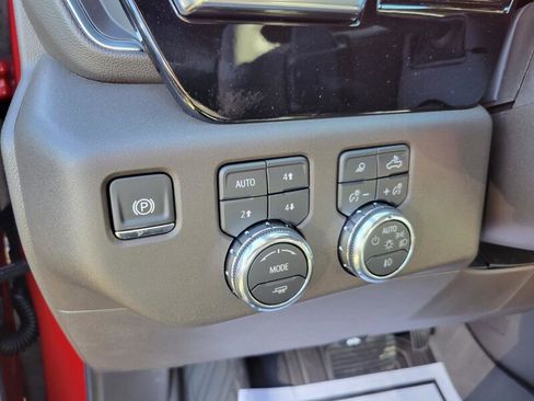 New 2026 GMC Sierra 1500 SLT w/ SLT Premium Plus Package image 18