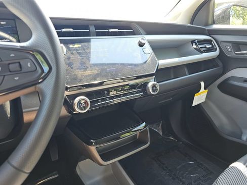 New 2027 Chevrolet Bolt LT FWD image 31