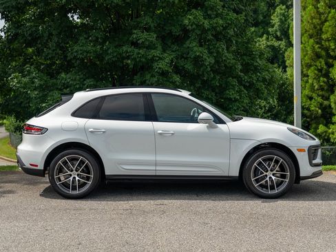 New 2025 Porsche Macan image 13