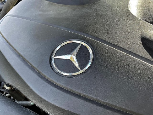 Used 2019 Mercedes-Benz GLA 250 4MATIC image 33