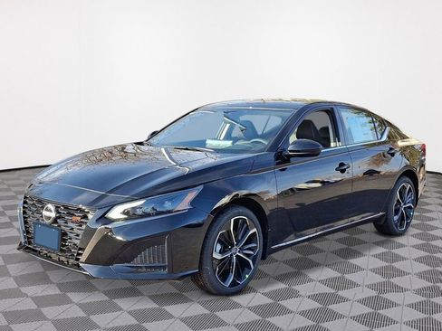 New 2025 Nissan Altima 2.5 SR w/ SR Premium Package image 5