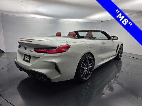Used 2020 BMW M8 Convertible image 4