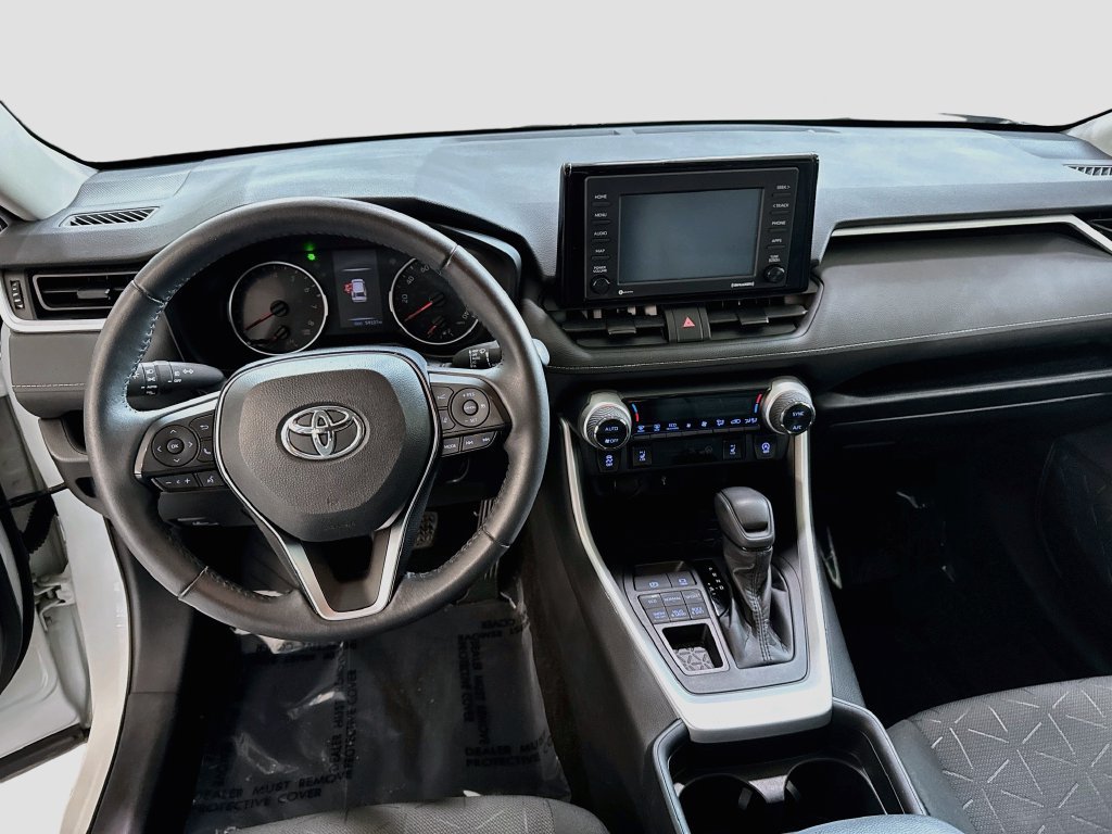 Used 2020 Toyota RAV4 XLE w/ XLE Grade Weather Package AWD/4WD image 26