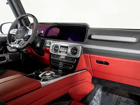 Used 2024 Mercedes-Benz G 63 AMG Squared image 55