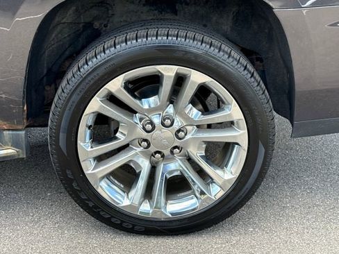 Certified 2016 GMC Yukon XL SLT w/ Open Road Package image 5