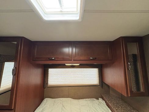 Used 2015 Ford E-450 and Econoline 450 Super Duty w/ Motorhome Prep Package RWD image 42