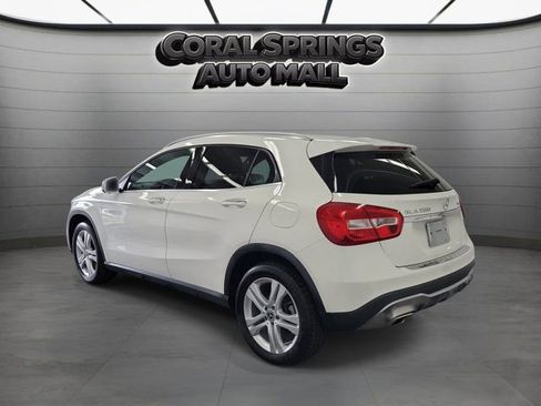 Used 2019 Mercedes-Benz GLA 250 4MATIC image 4