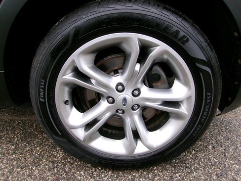 Used 2015 Ford Explorer Limited image 11