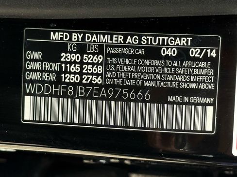 Used 2014 Mercedes-Benz E 350 4MATIC Sedan w/ Premium 1 Package image 39