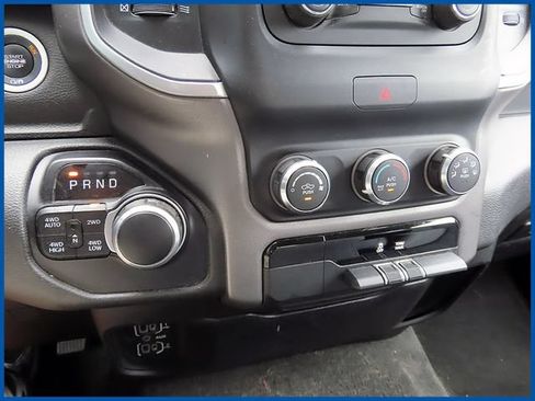 Certified 2020 RAM 1500 Big Horn AWD/4WD image 17