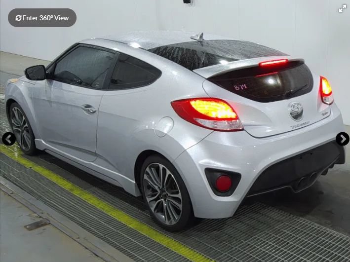 Used 2016 Hyundai Veloster Turbo FWD image 3
