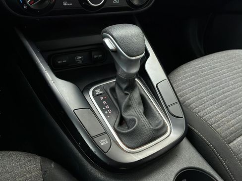 Used 2021 Kia Soul S FWD image 14
