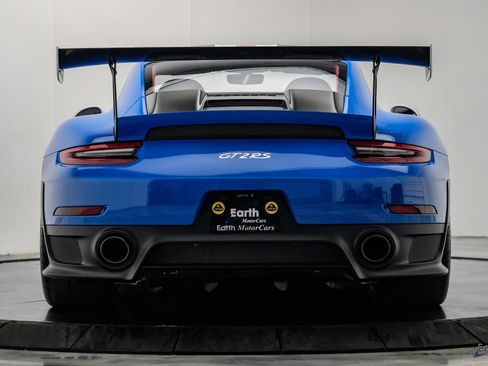 Used 2019 Porsche 911 GT2 RS RWD image 15