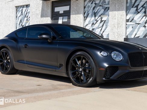 Used 2022 Bentley Continental GT image 19