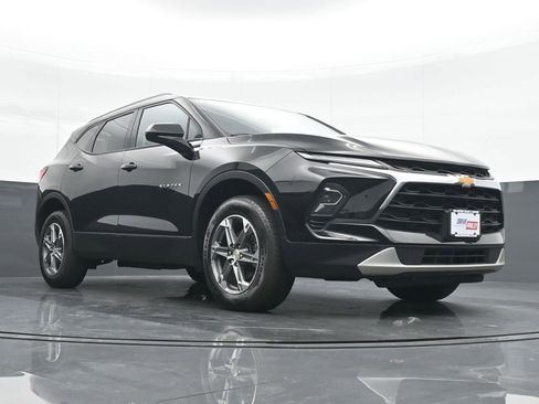 Used 2024 Chevrolet Blazer LT w/ Convenience Package image 24