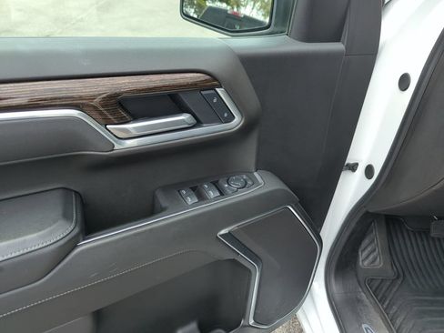 Used 2025 GMC Sierra 1500 Elevation AWD/4WD image 18