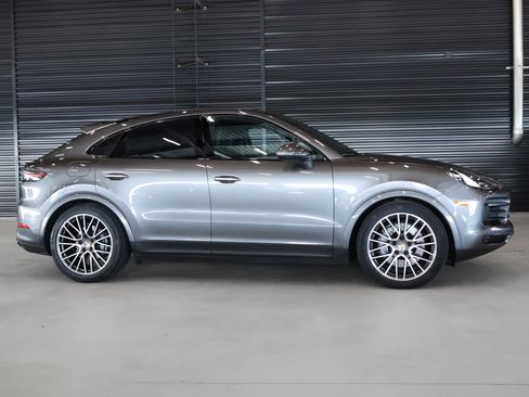 Certified 2023 Porsche Cayenne S image 11