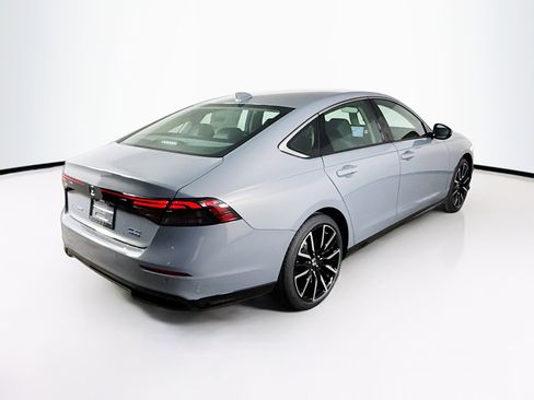 New 2025 Honda Accord Touring image 32