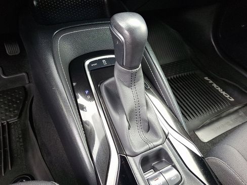 Used 2022 Toyota Corolla Hatchback image 22