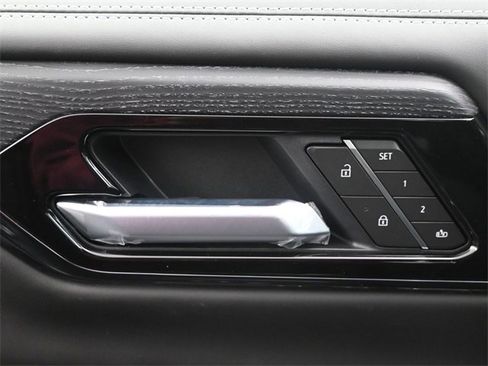 New 2026 GMC Yukon AT4 Ultimate image 23