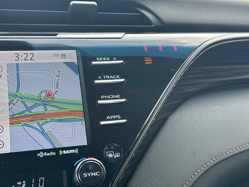 Used 2019 Toyota Camry XLE w/ Navigation Package FWD image 23
