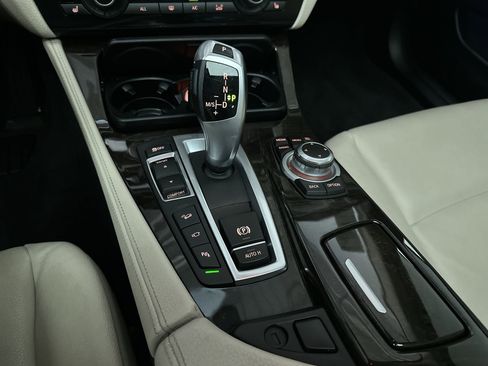 Used 2013 BMW 535i xDrive Sedan AWD/4WD image 22