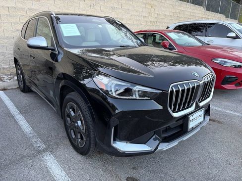 Certified 2023 BMW X1 xDrive28i w/ Convenience Package AWD/4WD image 4