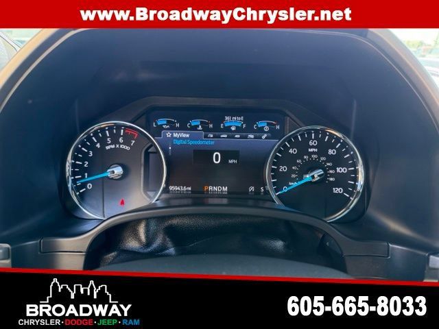 Used 2020 Ford Expedition XLT w/ Equipment Group 202A AWD/4WD image 18