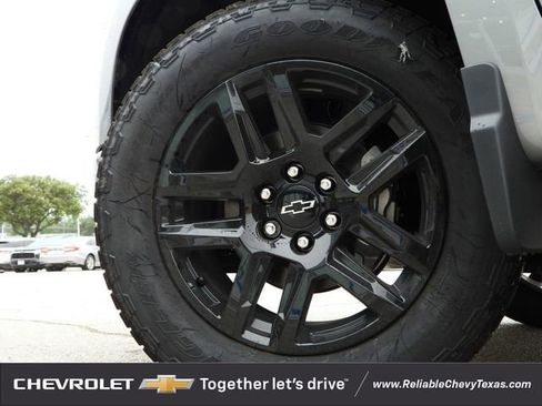 New 2026 Chevrolet Silverado 1500 RST w/ Texas Edition Plus image 3