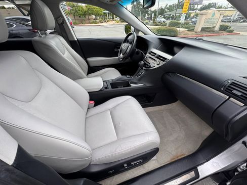 Used 2014 Lexus RX 450h AWD image 12