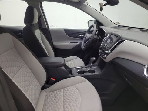 Used 2020 Chevrolet Equinox LS FWD image 21