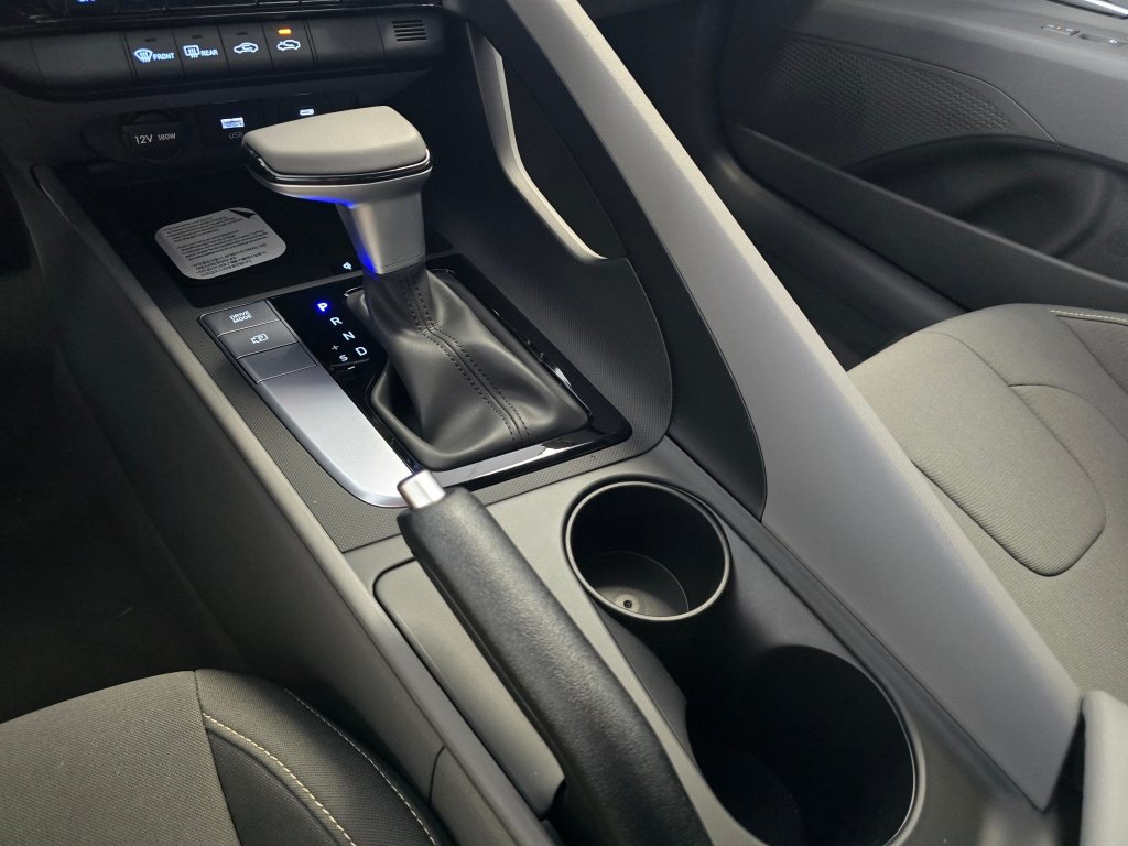 New 2026 Hyundai Elantra Sport FWD image 26
