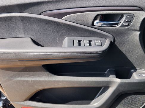 New 2025 Honda Ridgeline RTL image 19