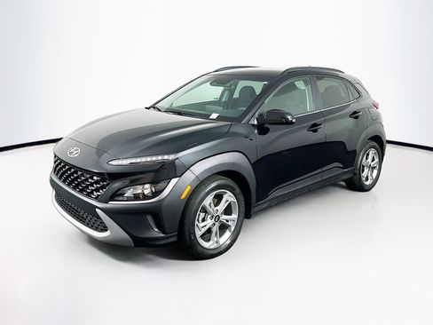 Used 2023 Hyundai Kona SEL image 3