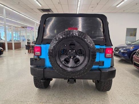 Used 2017 Jeep Wrangler Sport w/ Quick Order Package 24S AWD/4WD image 6