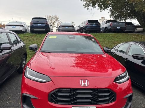 Certified 2024 Honda HR-V Sport image 30