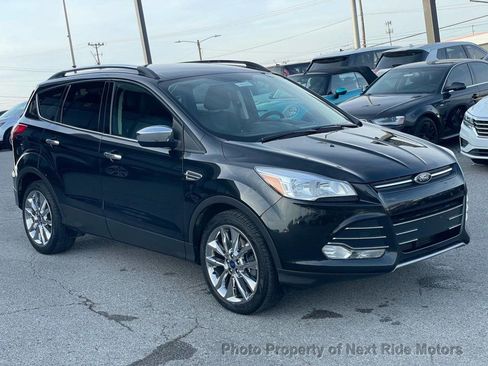 Used 2014 Ford Escape SE w/ SE Chrome Package image 4