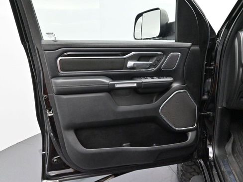 Used 2019 RAM 1500 Laramie image 9