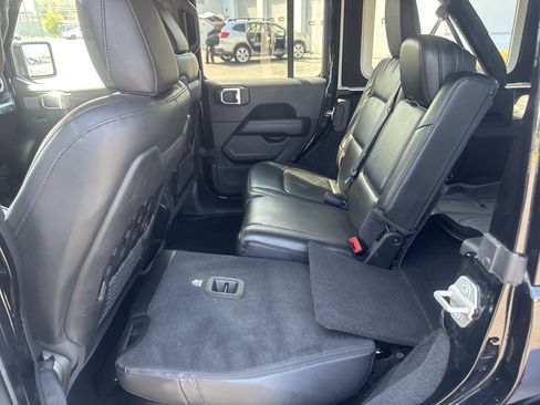 Certified 2023 Jeep Wrangler Unlimited Rubicon 392 w/ Trailer Tow Package image 33