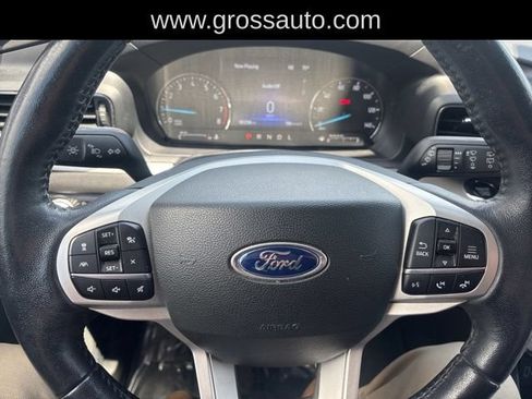 Used 2023 Ford Explorer XLT w/ Equipment Group 202A AWD/4WD image 12