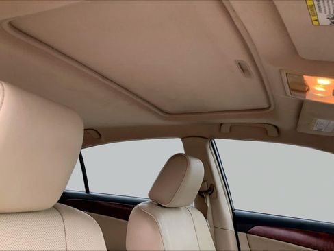 Used 2011 Toyota Avalon Limited FWD image 12