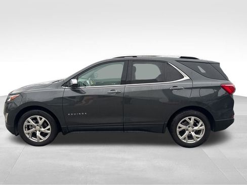 Used 2020 Chevrolet Equinox Premier image 2
